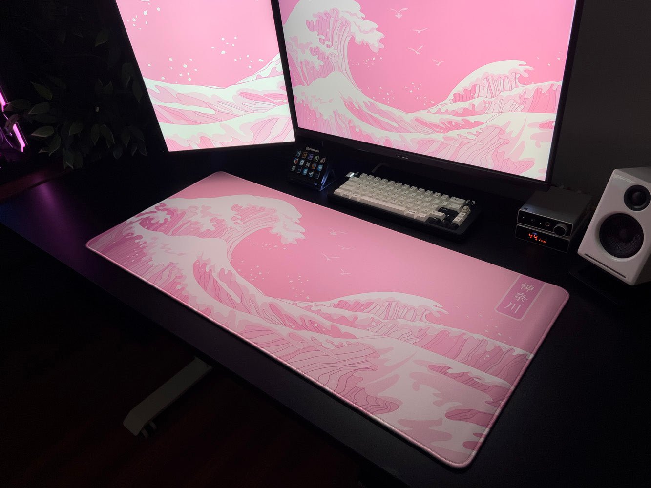 Kanagawa - Blush - MacvethOS Artisan Deskmat