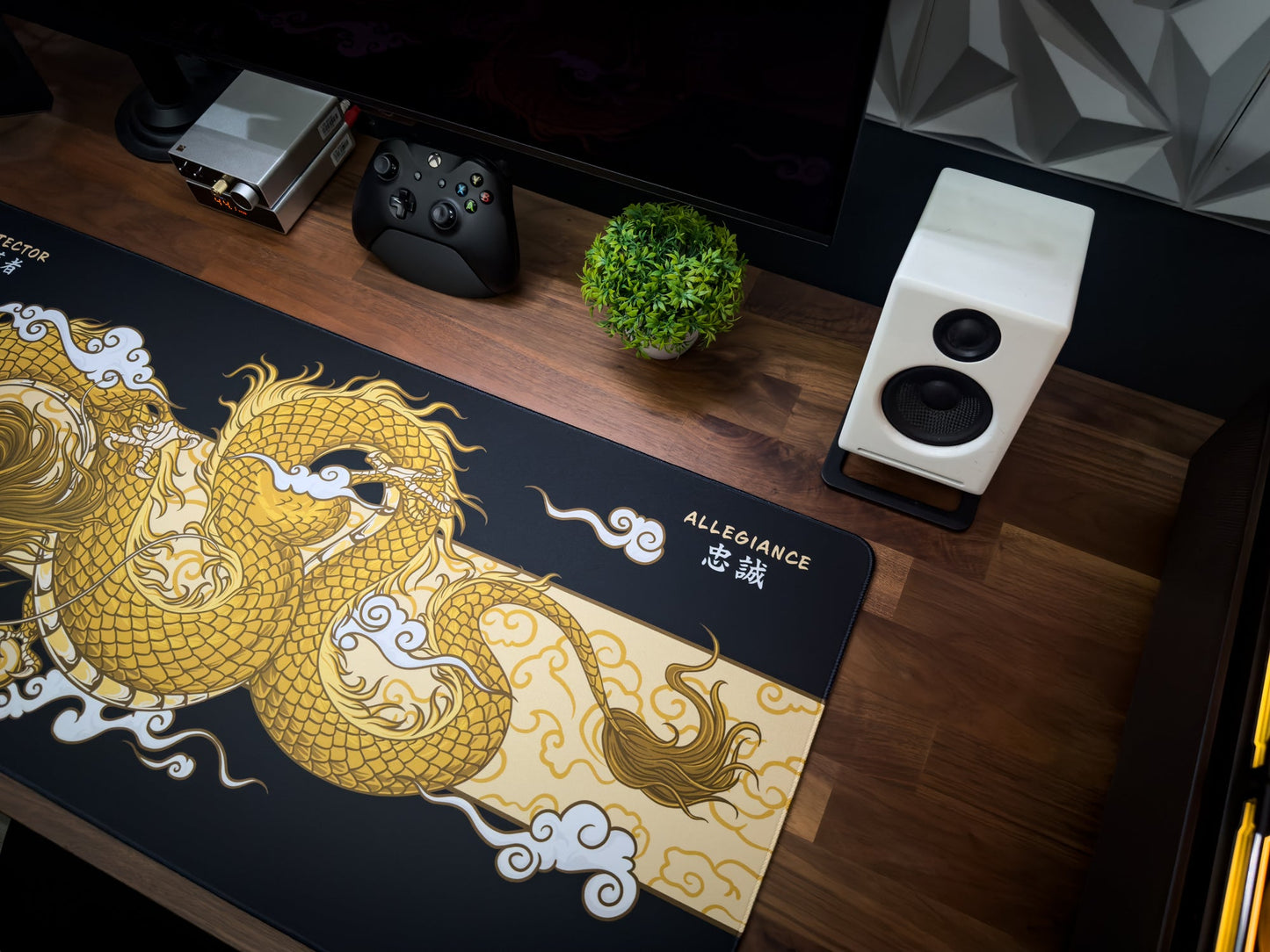 Vanguard - CW - MacvethOS Artisan Deskmat