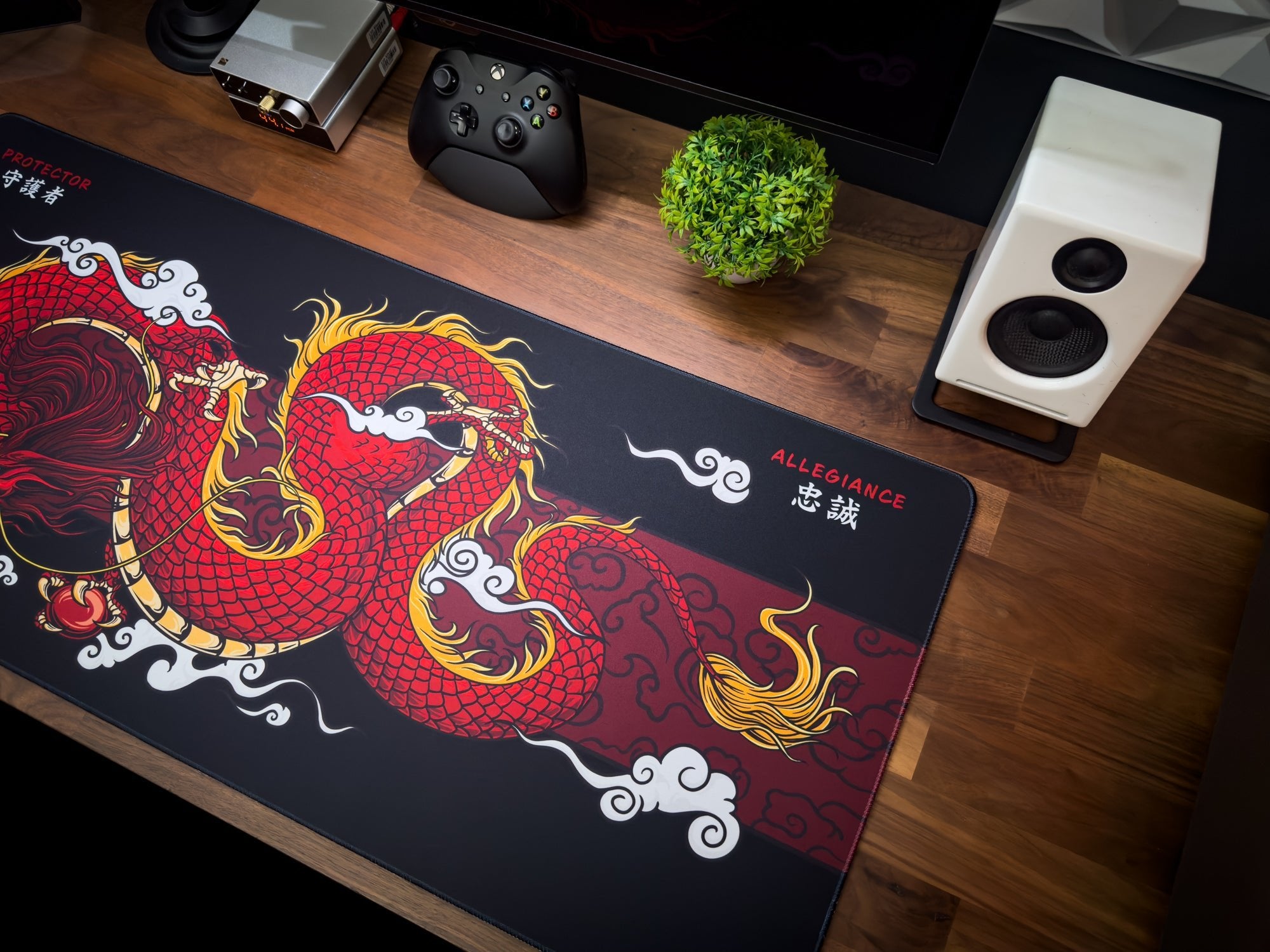 Vanguard - RY - MacvethOS Artisan Deskmat