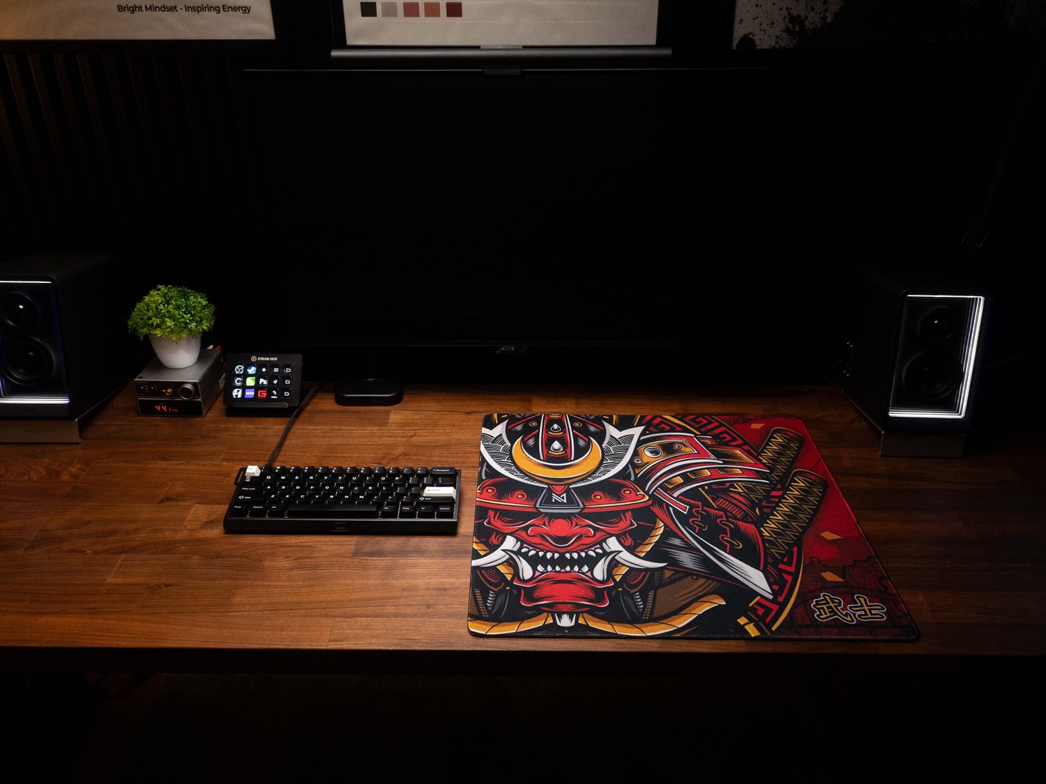 Bushido - Omni Pro Deskmat - MacvethOS Artisan Deskmat