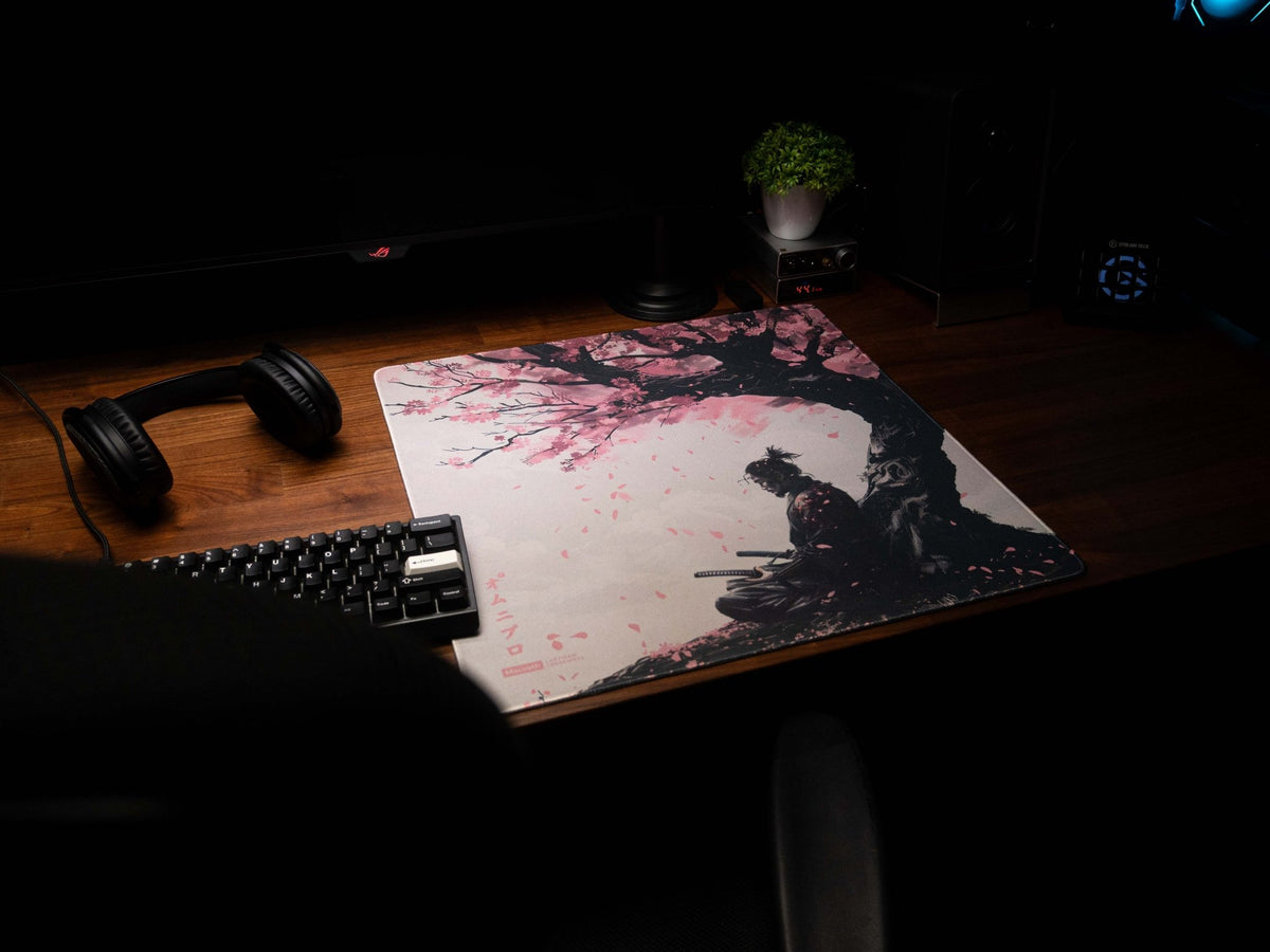 Kenshi Seijin - Omni Pro Deskmat - MacvethOS Artisan Deskmat