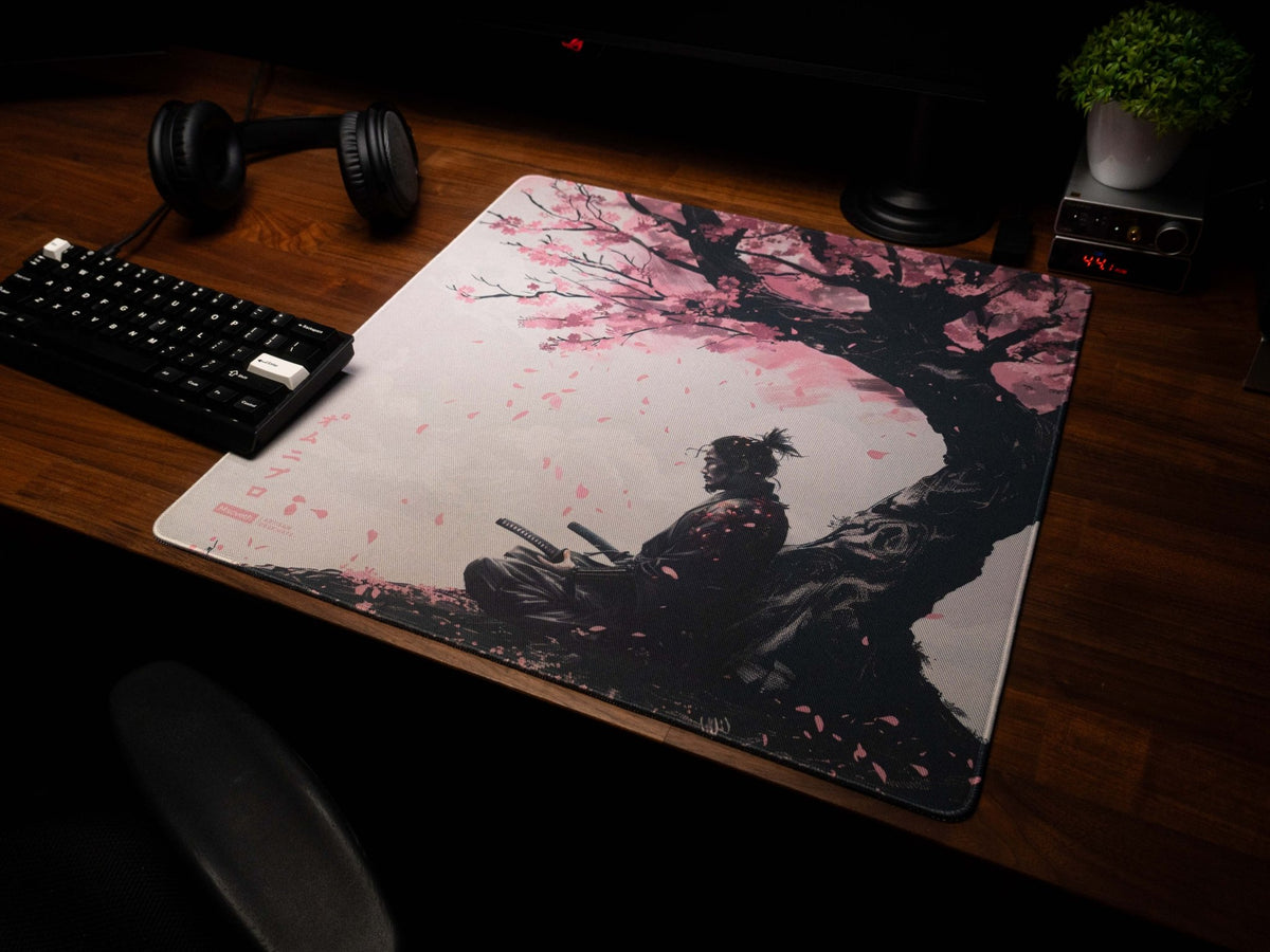 Kenshi Seijin - Omni Pro Deskmat - MacvethOS Artisan Deskmat