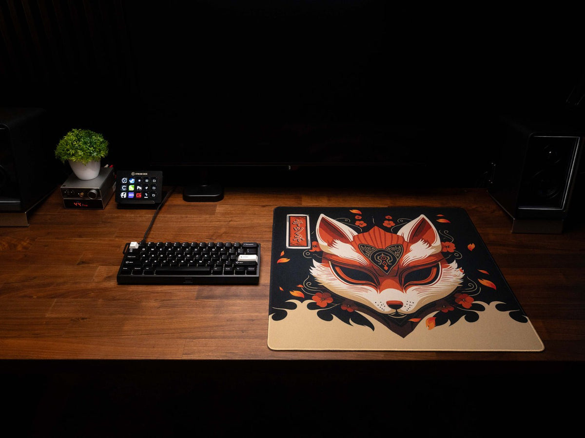 Kitsune - Omni Pro Deskmat - MacvethOS Artisan Deskmat