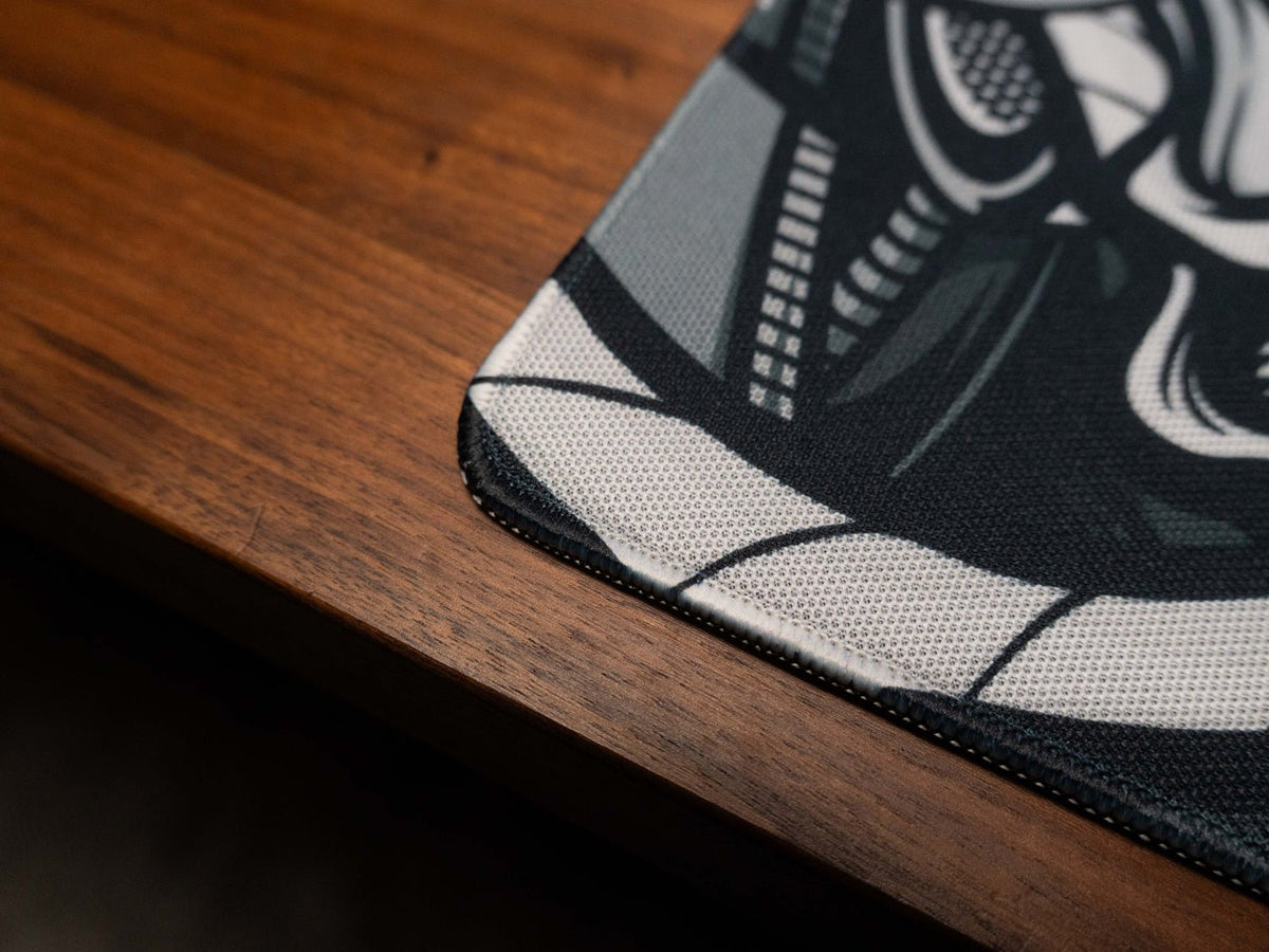 Ronin - Omni Pro Deskmat - MacvethOS Artisan Deskmat