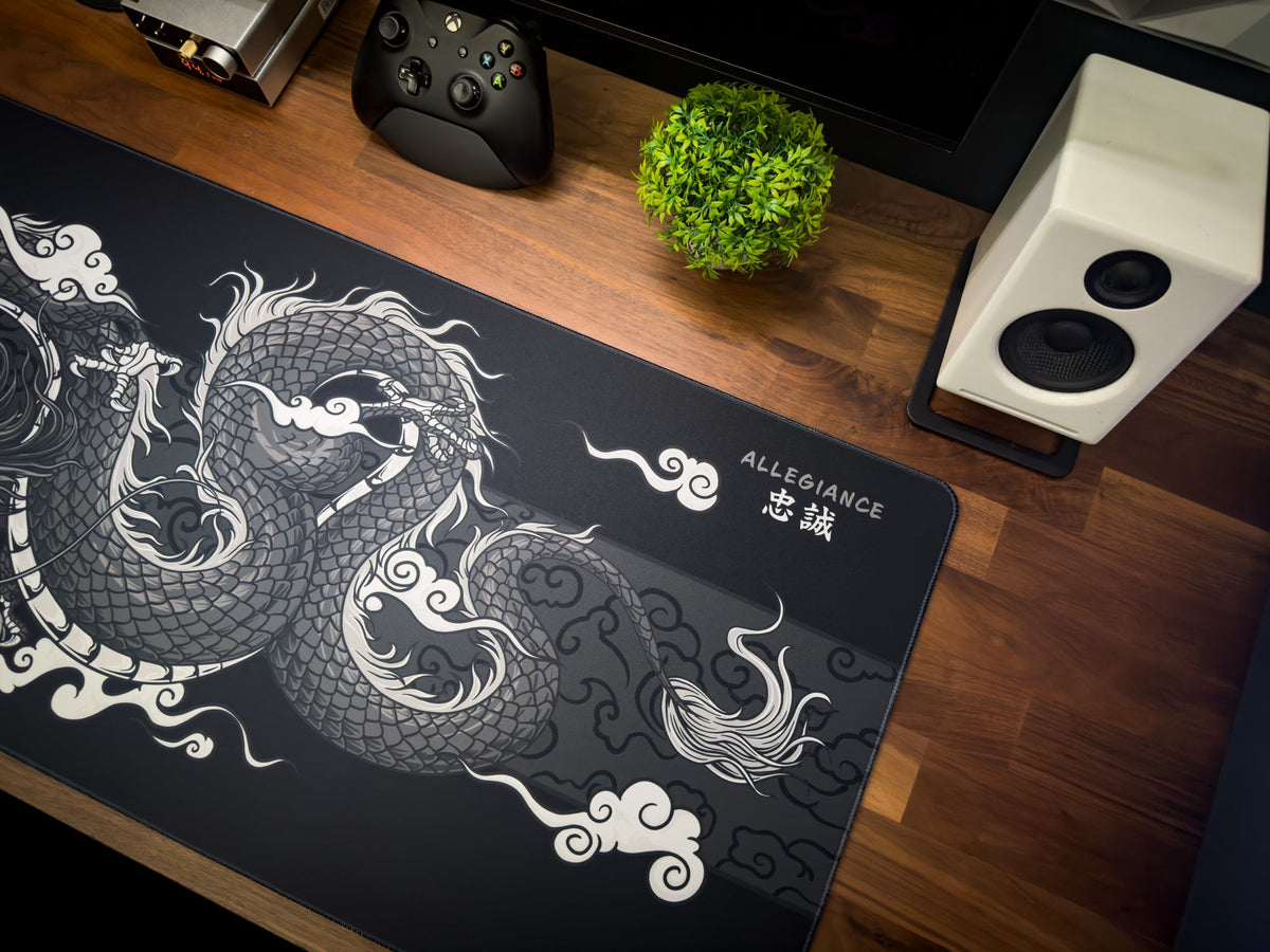 Vanguard - BW - MacvethOS Artisan Deskmat