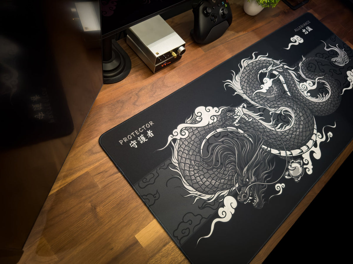 Vanguard - BW - MacvethOS Artisan Deskmat
