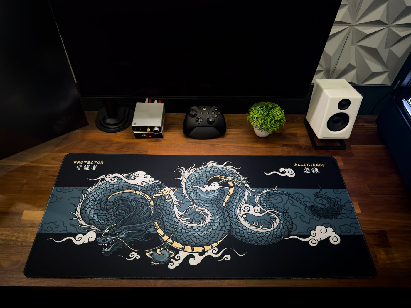 Vanguard - GW - MacvethOS Artisan Deskmat
