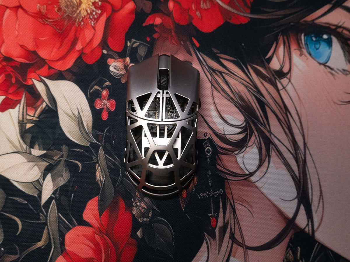 Yuki - Omni Pro Deskmat - MacvethOS Artisan Deskmat